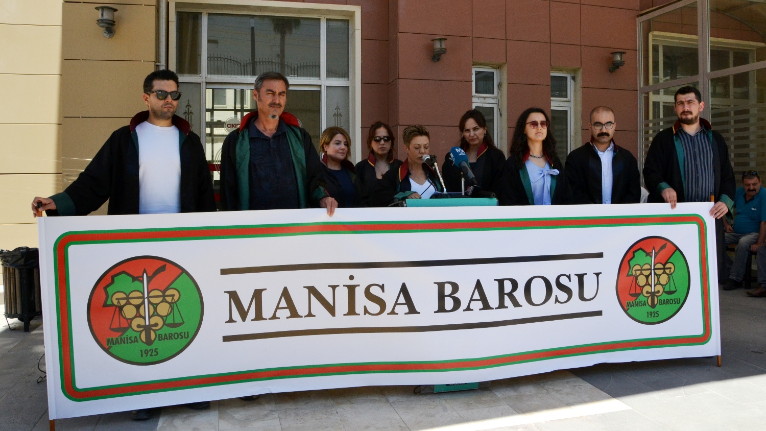 Manisa Barosu  Torba Çevre Kanunu teklifine tepki gösterdi