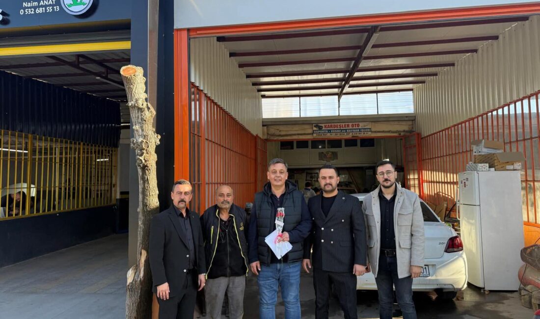 Ülkü Ocakları Saruhanlı İlçe Başkanlığı Saruhanlı’daki öğretmenleri ziyaret  etti.