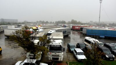 Manisa’da Nakliyecilerden Çağrı: 'Sektör Ayakta Kalmakta Zorlanıyor'"