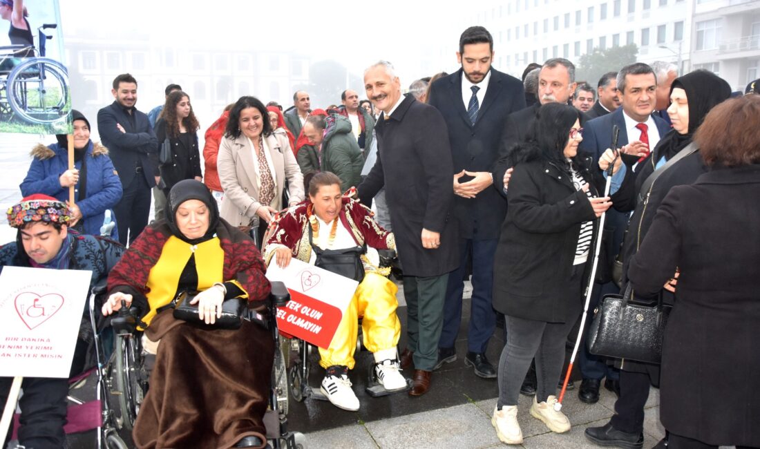 Manisa’da 3 Aralık Dünya Engelliler Günü nedeniyle  tören düzenlendi